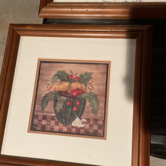 Set of 4 12x12 framed in genuine wood fruit/vegetable prints - Picture 5 of 5